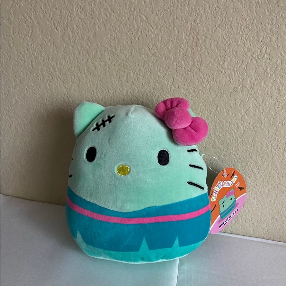 6.5” Hello Kitty Frankenstein Squishmallow